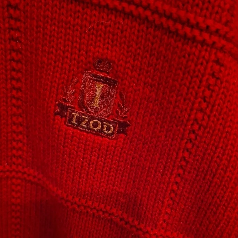 Izod Men's Red Cotton Crewneck Cable Knit Sweater